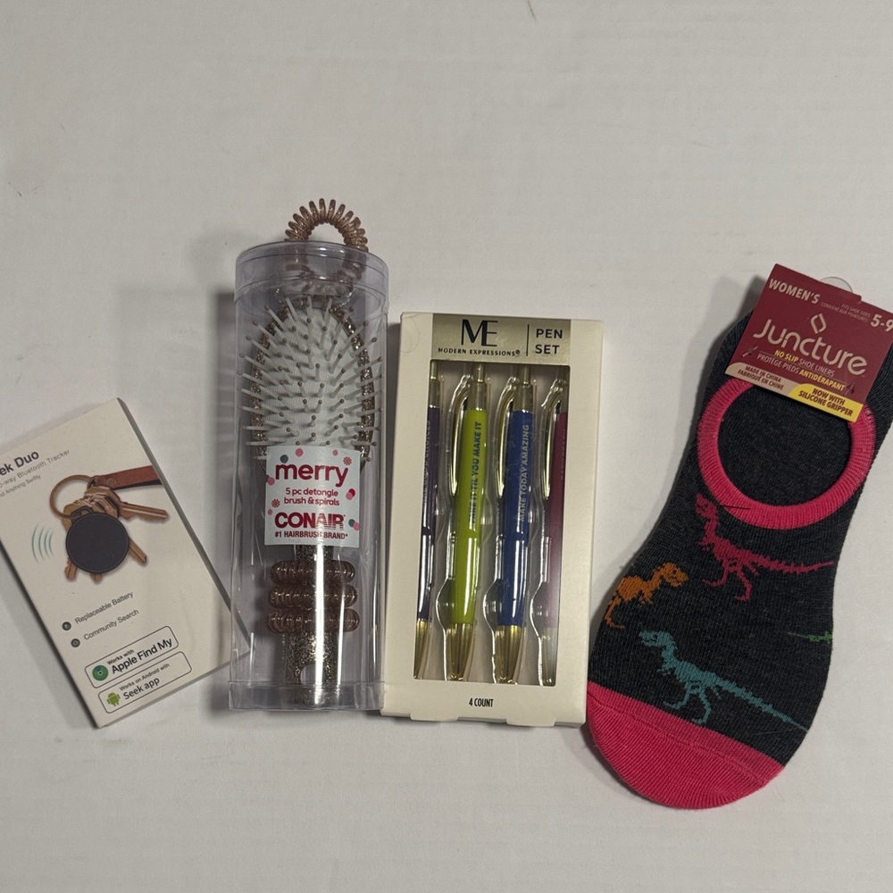 Women’s accessories. Key finder, brush set, pen set , footies .